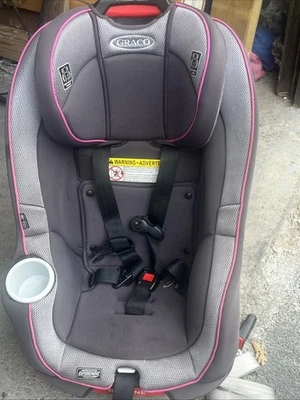 Graco Car Seat My Size 65 4-40 Lbs W/ Rapid Remove Cover - Image 1 of 4
