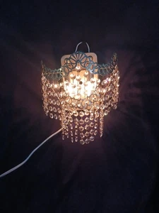 Vintage Wasserfall Tropfen Kristall & Messing Wandleuchte Hollywood Regency 3 VERFÜGBAR  - Bild 1 von 15