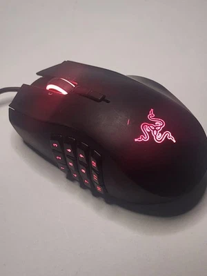 Razer RZ01-01610100-R3U1  Chroma Wired USB Gaming Mouse with 12 Button Function - Image 1 of 4
