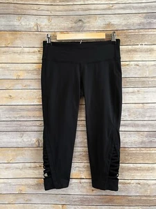 Athleta Leggings Women’s Size Small Black Chaturanga Capri Criss Cross - Picture 1 of 6