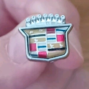 Cadillac Steering Wheel Emblem Badge 5/8" - 20010666 / 20141663 - 18 available - Bild 1 von 3