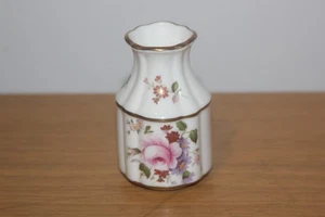 Royal Crown Derby Posies Vase - Perfect Condition. Free Delivery - Picture 1 of 4