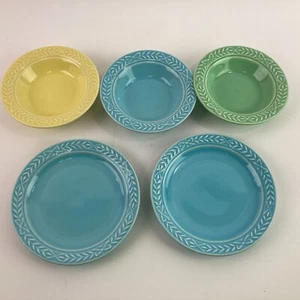 Laurella Keramik Schleife Schmetterlingsmuster 3 kleine Schüsseln 2 Teller grün blau gelb - Bild 1 von 13