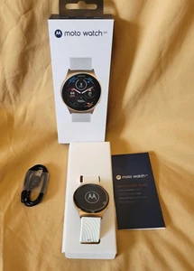 Montre connectée Motorola Moto Watch 120 MOSWZ120 - Blanc - Photo 1 sur 9