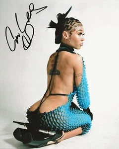Coi Leray handsigniertes 8x10 Foto (Reproduktion) - Bild 1 von 1