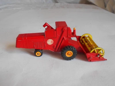 Lesney Matchbox king Size K 9 Claas combine harvester - Image 1 of 4