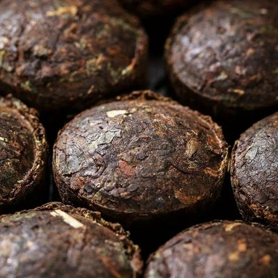 Mini pellet Yunnan madurado Pu'er 50 g, aroma de arroz glutinoso Xinyi Pu'er maduro Foto 1 de 4