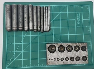 Troquel de dapping vintage para joyeros con 12 punzones - Imagen 1 de 3