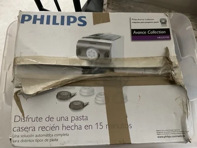 Philips HR2357/05 Automatic Pasta and Noodle Maker - Champagne - Image 1 of 4