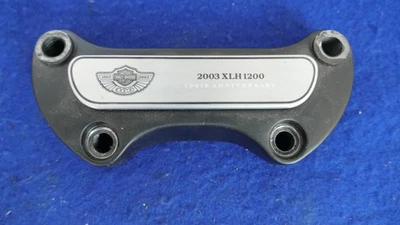 Grampo Superior do 100º Aniversário da Harley Davidson Sportster XL1200 2003 Original - Imagem 1 de 4