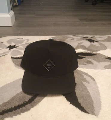 Globe Gladstone skateboard hat Black adjustable shoes mahalo appleyard nos 2015 - Image 1 of 3