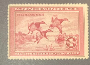 #RW2 US Federal Duck Hunting Stamp VF NH OG - Rarest of US Duck Series - Picture 1 of 1