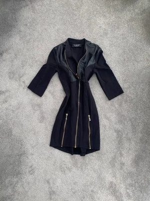 Chaqueta Philipp Plein negra de corte recto Foto 1 de 4