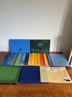 New set of school folders, binders, expanding file folders, new, unused, clean - Image 1 of 4