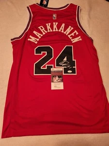 LAURI MARKKANEN signed BULLS custom jersey SIZE XL JSA COA JAZZ - Picture 1 of 4