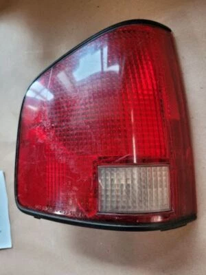 Lente de luz trasera para conductor compatible con 94-03 S10 S15 SONOMA  Foto 1 de 4