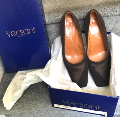 Sapatos Versani Marrone Crepe Raso -Feito na Itália- Tamanho 7 Marrom Cetim e Couro - Imagem 1 de 4