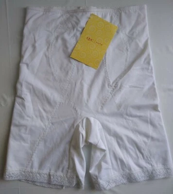 Pantalones Cortos Modeladores Carol Wior Shapewear 10/12 Medianos Blancos Nuevos con Etiquetas QVC  Foto 1 de 4