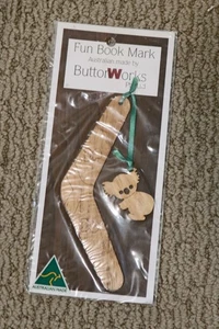 Boomerang with Koala  Bookmark     Wooden  made by Button Works     Australia - Bild 1 von 3
