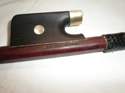 Arco para violonchelo estampado W E Hill & Sons Foto 1 de 4