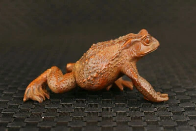 Art Chinese Japanese boxwood hand carved jinchan frog statue netsuke gift - Image 1 of 4