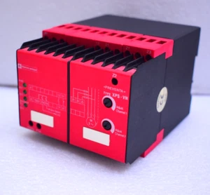 TELEMECANIQUE XPSVN3742HS SAFETY RELAY XPS-VN 230 VAC - Picture 1 of 8