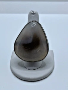 Anillo ajustable piedra lágrima blanca y beige sin marca - Imagen 1 de 2