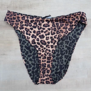 Good American REVERSIBLE BETTER CHEEKY BIKINI BOTTOM GSW0084 Leopard004 Size 4 - Picture 1 of 3