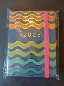 Boxclever Press A5 Everyday 2025 Tagebuch A5 Woche zum Ansehen. Luxus Wochenplaner & - Bild 1 von 3