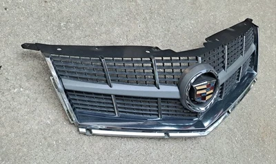 2010-2012 Cadillac SRX Upper Grille With Emblem Chrome & Gray 2011 Foto 1 de 4