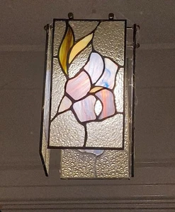 VINTAGE TIFFANY STYLE HALLWAY /CEILING / PASSERWAY LAMPSHADE - Picture 1 of 2