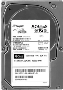 Hard Drive SUN 3900109-02 ST336607LSUN36G 36GB 10000RPM 8MB SCSI U320 3.5" - Picture 1 of 3