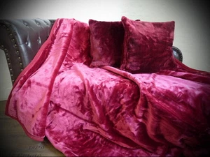 3tlg. Set Tagesdecke Kuscheldecke Glanz-Design Brombeere / Rot + 2 Kissen 40x40 - Bild 1 von 3