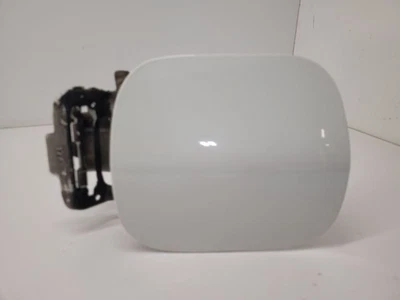 2013-2017 HONDA ACCORD Fuel Filler Door White 63910T2FA00ZZ   Foto 1 de 4