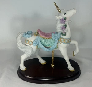 "Estatuilla de caballo unicornio carrusel de porcelana Lenox azul rosa base de madera 9"" 2003 Wow" - Imagen 1 de 13