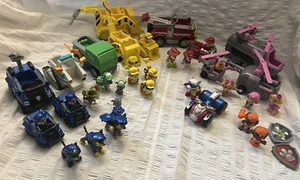 Paw Patrol Lot 19 Action Figures + 14 Vehicles + 2 Badges - Picture 1 of 13