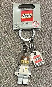 LEGO SPONGEBOB SQUAREPANTS SANDY CHEEKS KEYRING KEYCHAIN 852240 RETIRED RARE NEW