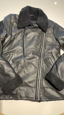 Chaqueta de Moto Hollister Negra Forrada de Vellón Imitación Cuero XS Foto 1 de 4