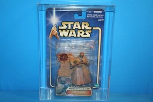 STAR WARS 2003 AFA GRADED MINT ON CARD AOTC TUSKEN RAIDER FIGURE WEAPON HASBRO - Picture 1 of 12