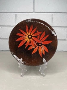 Vintage Metal Enamel Trinket Dish Round Plate Brown With Orange Flowers MCM - Picture 1 of 4