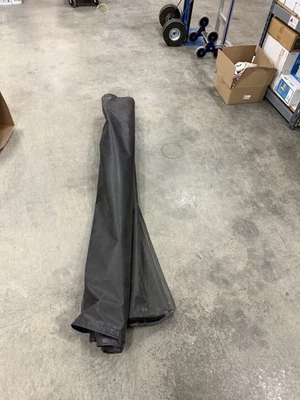 黑色网状织物卡车床罩 GMC SIERRA 1500 2007 - 2023 6' x 6' — 第 1/2 张图片