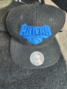 Cappello Mitchell & Ness New York Knicks Snapback Regolabile NBA Logo Blu - Foto 1 di 10