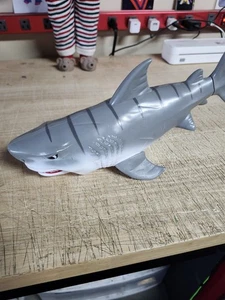 Adventure Force Crunch And Carry Shark Toy Used Great Shape - Bild 1 von 6