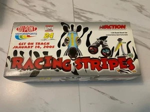2004 Jeff Gordon Action Diecast 1/24 Scale Racing Stripes Dupont Nascar - Picture 1 of 14