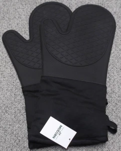 Large Silicone extra-Strong Oven Mitts PAIR INSULATED BLACK  BRAND NEW w/TAGS - Picture 1 of 1