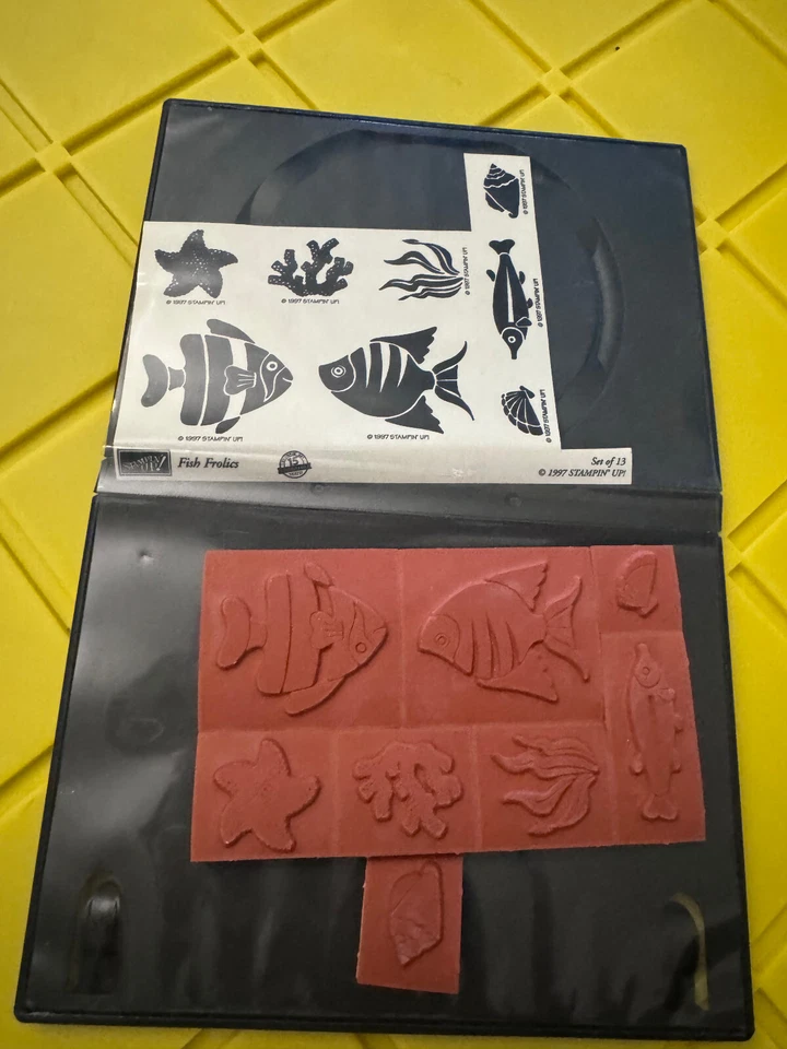 Stampin' Up! 1997 Fish Frolics Rubber Stamps Starfish Fish Shell Set 8 No Blocks - Image 1 of 1
