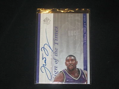 ROBERT TRAYLOR ROOKIE AUTHENTIC SIGNED AUTOGRAPHED PACK PULLED BASKETBALL CARD Foto 1 de 2