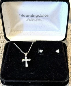 Bloomingdale's 925 Sterling Sterling Silver Set Earrings & Cross Cubic Zirconias - Picture 1 of 4