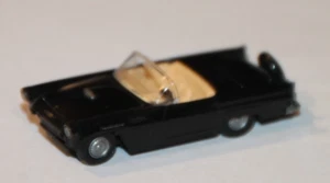 Praline 5202 HO Scale Black 1956 Ford Thunderbird Convertible - Picture 1 of 1