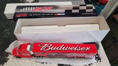 Camión Budweiser 2011 Kevin Harvick #29 2011 NASCAR Diecast Bud Lionel Acción Foto 1 de 4